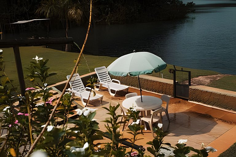 Casa Da Rosa - Experiência Exclusiva à Beira do Lago das Bri