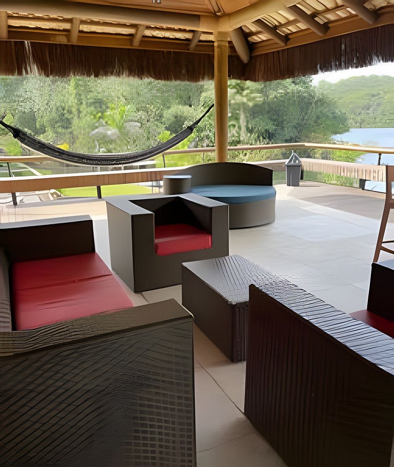 Casa Rosa - Experiência Exclusiva à Beira do Lago das Brisas